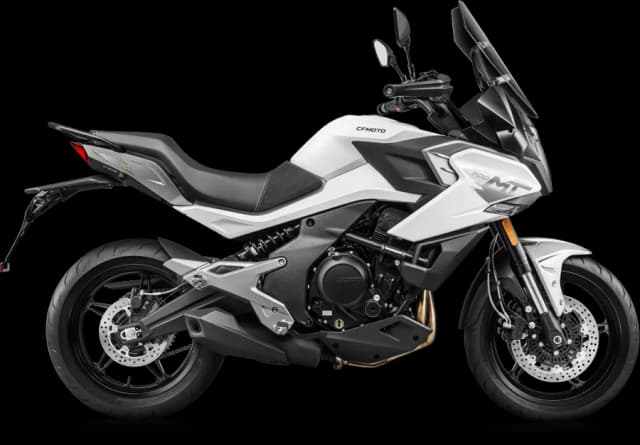 CFMOTO 700MT de perfil