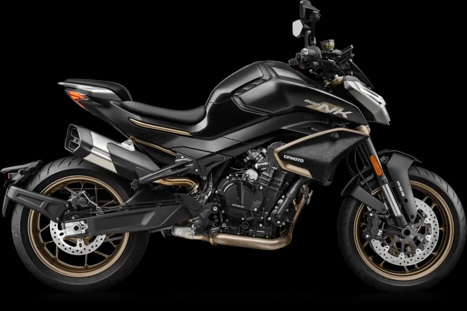 CFMOTO 800NK, foto 1